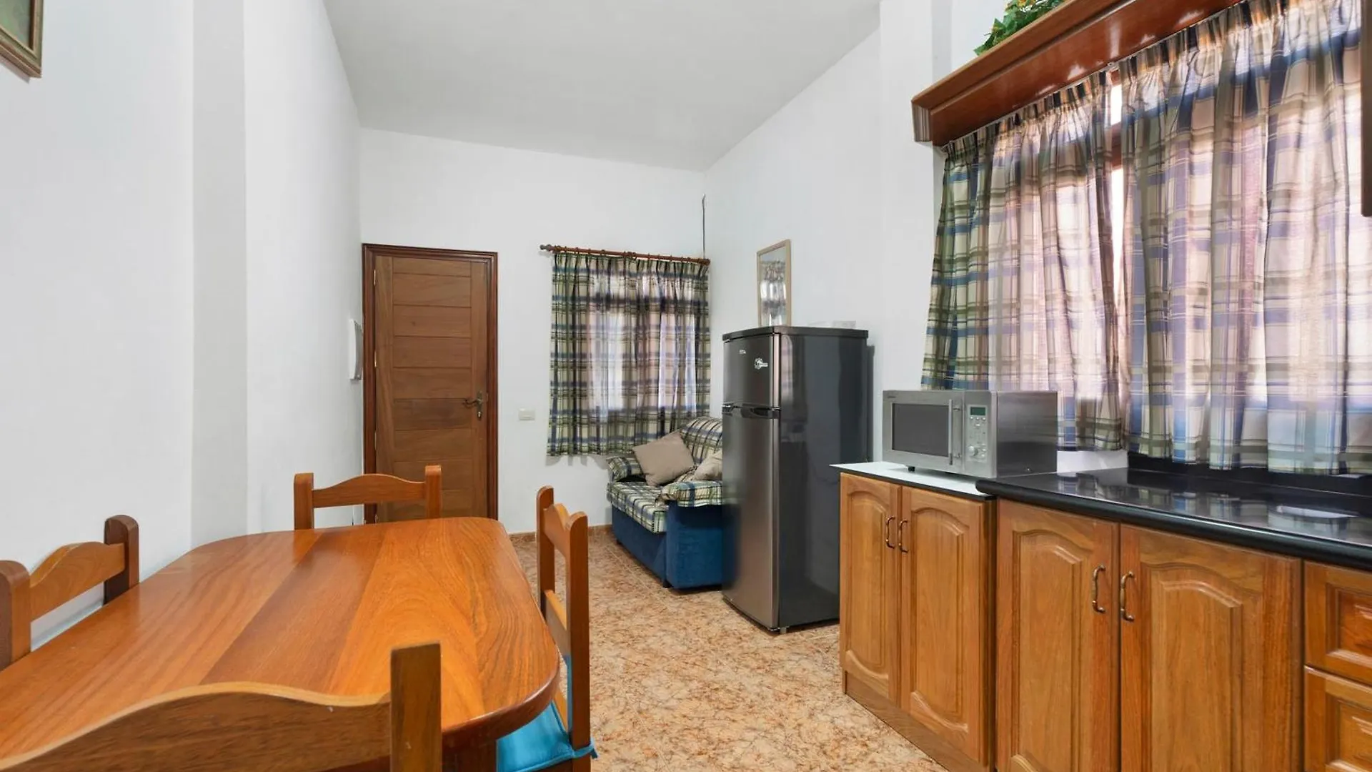 Beautiful Casa Paula Playa De Las Maretasfirst Line Santa Cruz de Tenerife